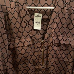 Express women’s three quarter length sleeve dress shirt. New with tags